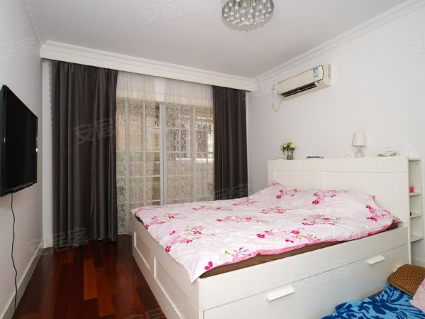 紫金兰,3楼,对面三泉公园,出门1号共康站 免增