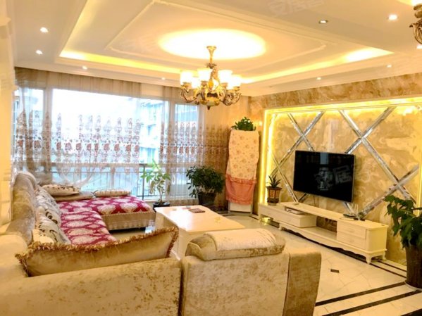 都江堰市中心 华夏广场小区 离都江堰古城区5