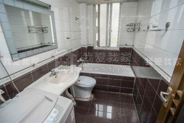 地铁口曙光苑 实验学区 精装三房 93平只卖189