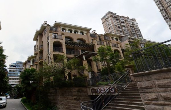 连江中心地段,高楼豪华装修,家电全送