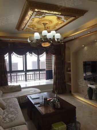 新郑市龙湖镇工程学院旁 永泽上公馆豪华装修