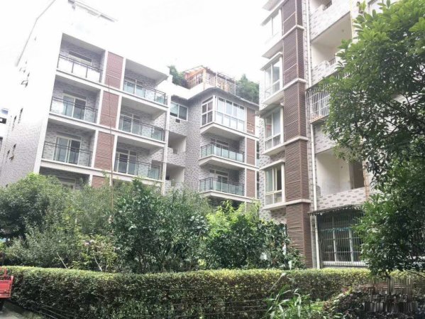 水乡中南海,套二双卫,单价4000多! 你还等什么