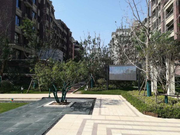 蓝山公馆郑州新郑综合保税区,买的就是未来,未