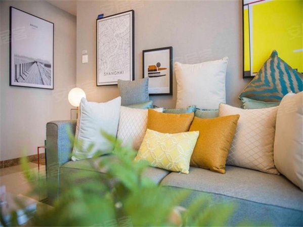 集美软三旁,高端公寓。龙湖新壹城。专注生活