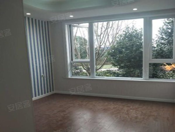 剑桥城德阳绵竹商铺 总价24.5万即可拥有七所