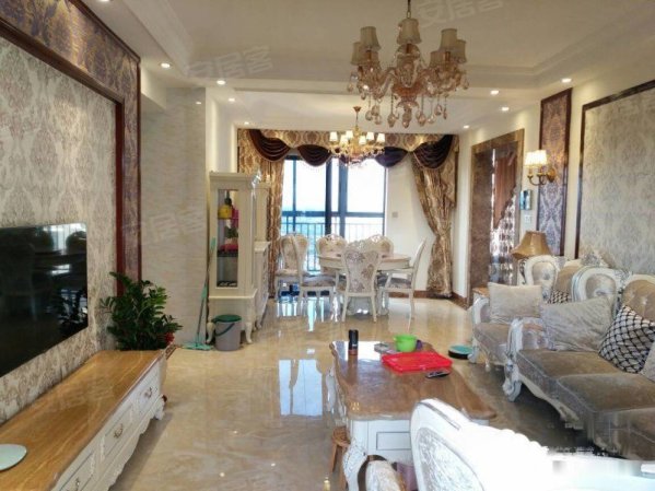 汇东国际 搂王单位 一线景观房远眺凤山 房大厅