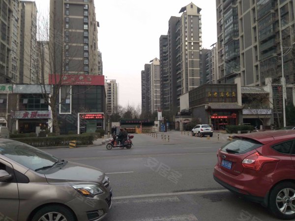 看过来!紫薇永和坊大平层 一手合同 两个车位满