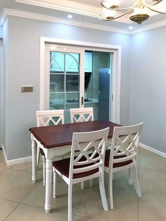 蔡家自贸区,金科城,精装2房,带品牌家具家电,没