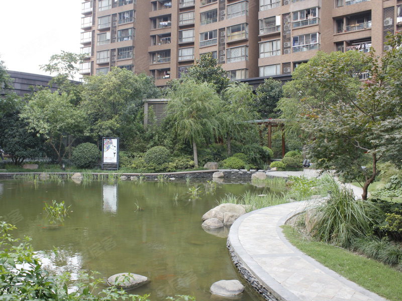 绿洲雅宾利花园