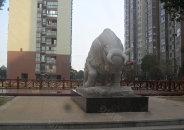 湘漓经济总量_漓湘悦布局图