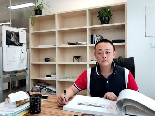 专访上海荣光实业副总经理华淳毅