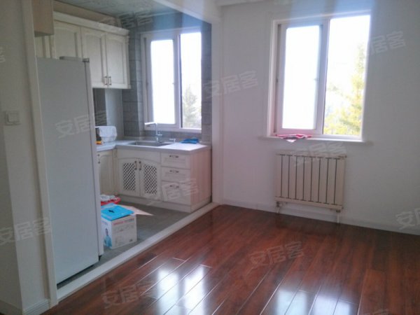 亿达春田,3室2厅2卫,甘井子区政府新址西行5公