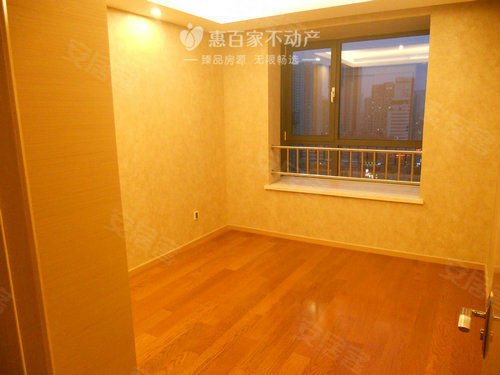 鲁商首府,3室2厅2卫,市南汕头路、珠海路、燕