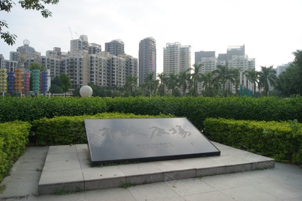 金泰华府,2室2厅1卫,金惠大道市政广场旁,86平