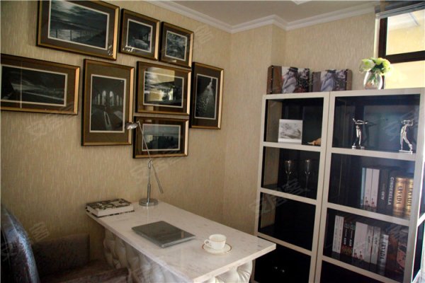 路与郎溪路交汇处向南50米,金辉风尚大户型金