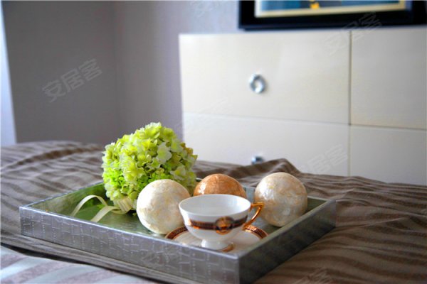 路与郎溪路交汇处向南50米,金辉枫尚大户型金