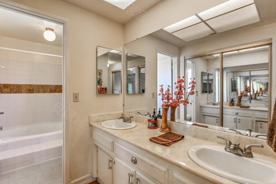 圣何塞硅谷首都圣荷西满分学区山景别墅房价,