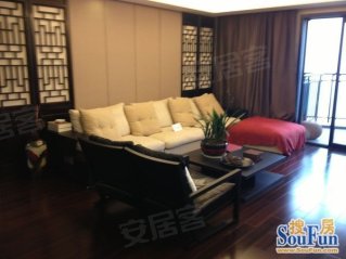 与赫山路交汇处(碧水晴天附近),王家湾新楼盘 