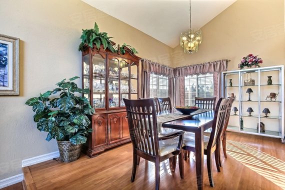 圣何塞硅谷首都圣荷西满分学区山景别墅房价,