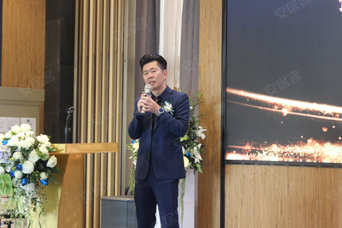 泰丰集团董事长_新泰泰丰集团图片