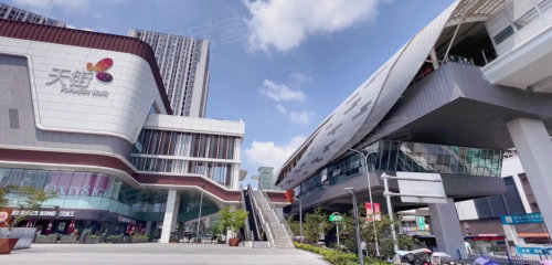 (龙湖u城天街实拍)