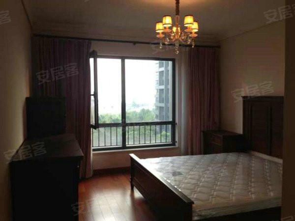 仁恒江湾城,3室2厅2卫,乐山路198号(河西大街