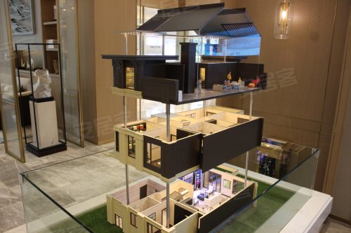 地铁湖区大宅 中海御湖世家看点足