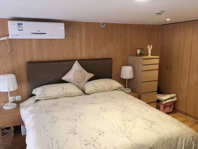 【新金桥智选假日酒店公寓,复式】,上海长宁虹