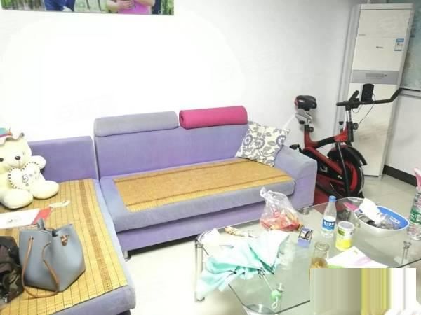 【树木岭 龙吉湾板房复式楼 带车位 拎包入住 随