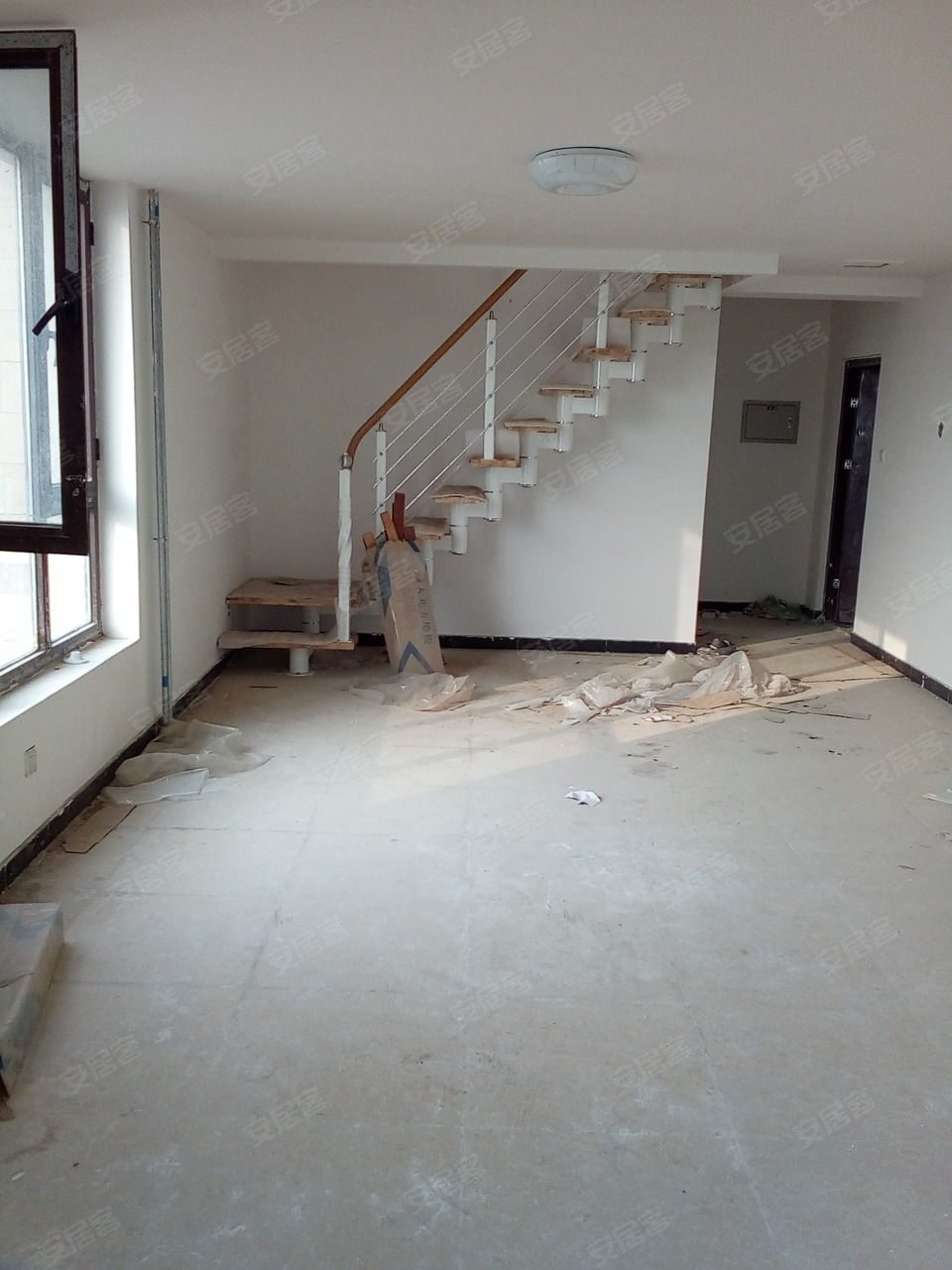 【通州马驹桥 凯撒国际买一层送一层 复室 均价