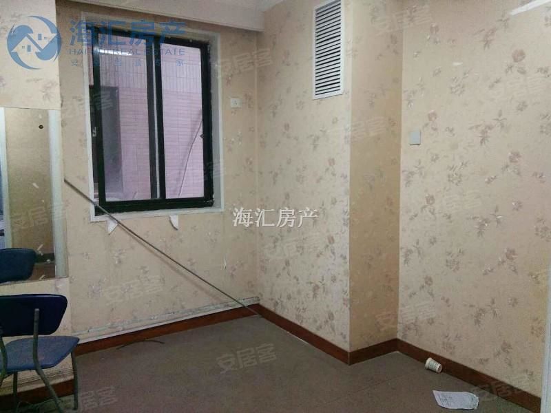 【枫叶大厦高新一中对面做办公和教育的好地方