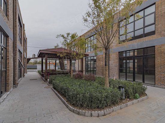 辉顺圆文化传媒产业园 