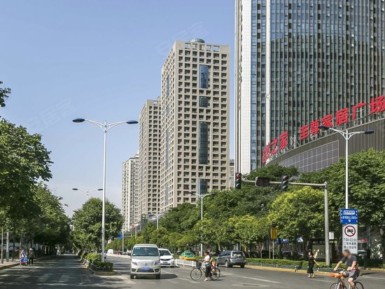 亮丽商务综合楼