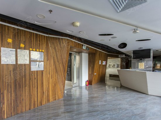 花样年美年广场 