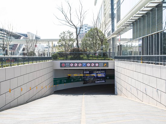 龙湖上海闵行天街(办公) 