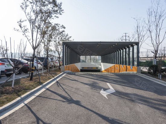 西城西进时代中心 