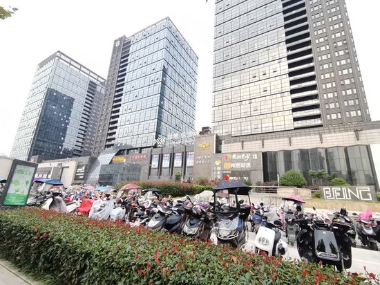 绿地赢海国际大厦 