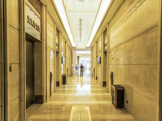 鸿德财润国际大厦 