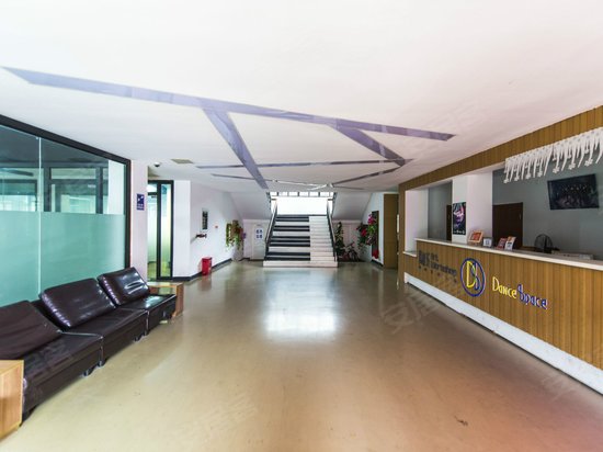 铭天下创意工坊 