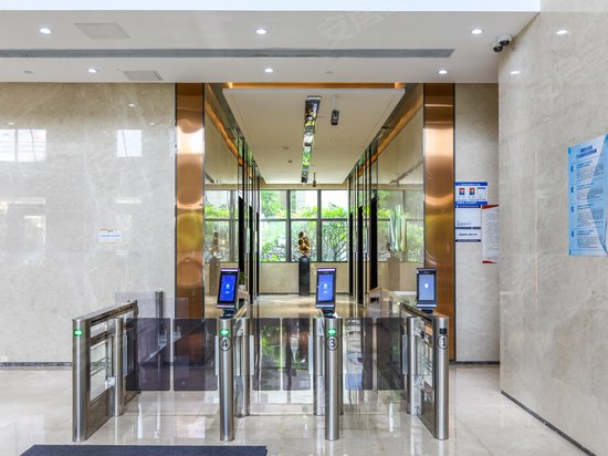 龙胜恒博商务中心 