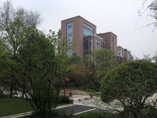 青羊工业总部基地T区 