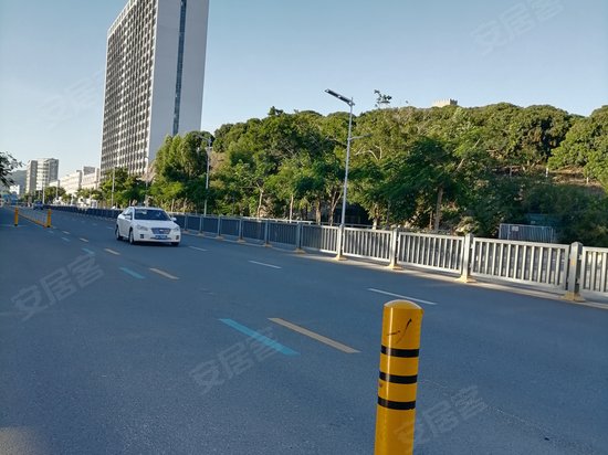 金三角商务大厦 