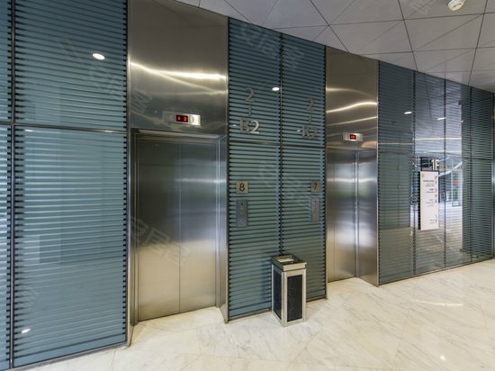 陆家嘴钻石大厦 