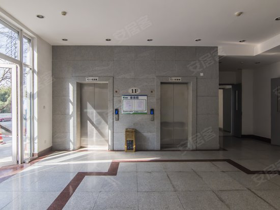 成都经开科技产业孵化园 