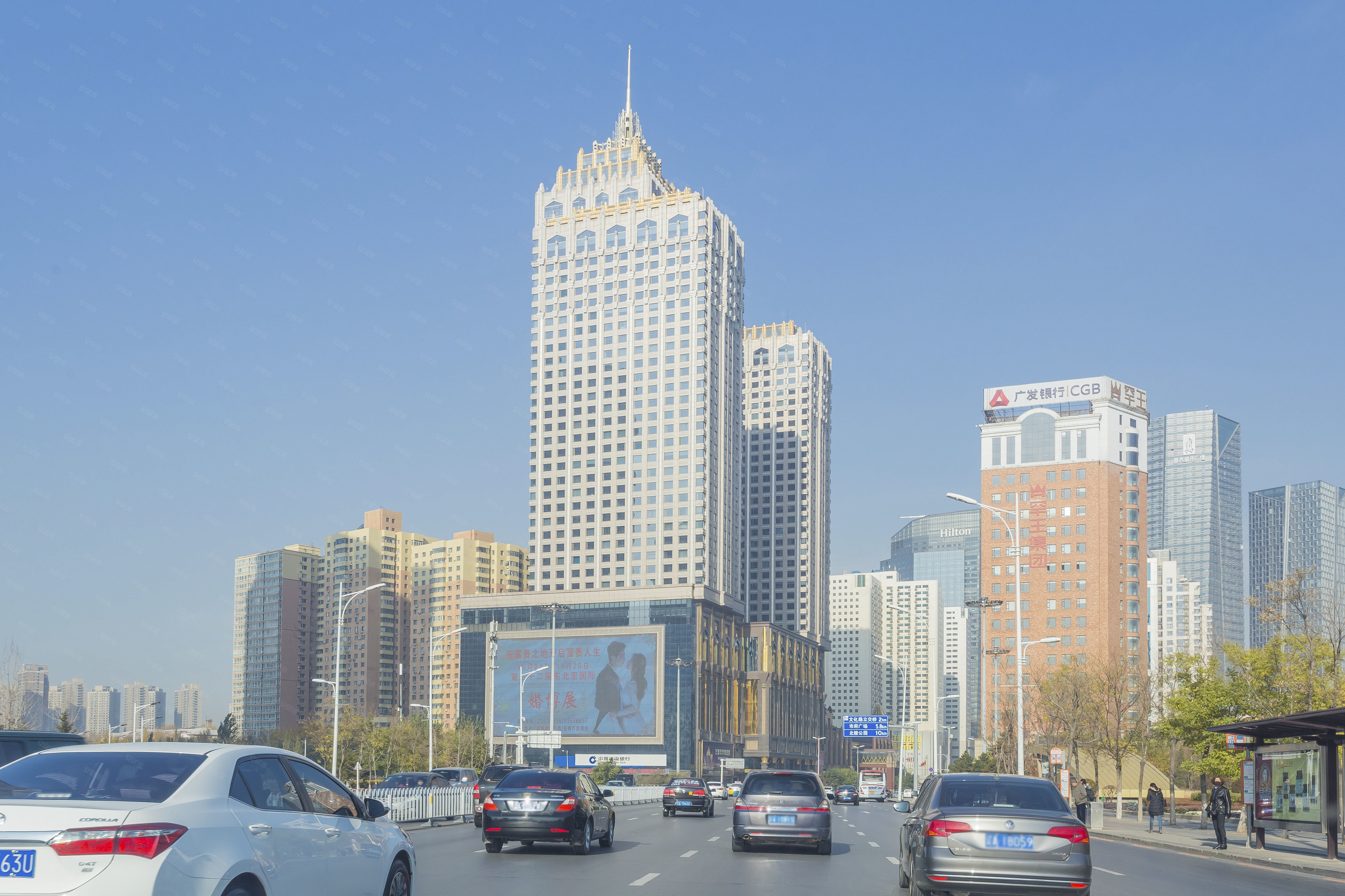 皇朝万鑫国际大厦