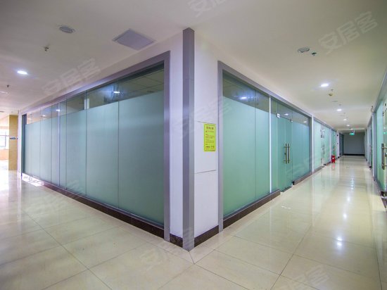 良基商业大厦(办公) 