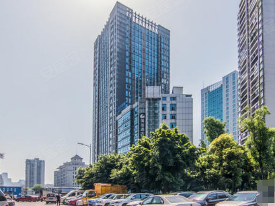 扬子江商务中心办公楼 