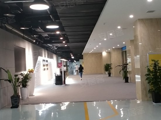 新丝路国际电商产业园 