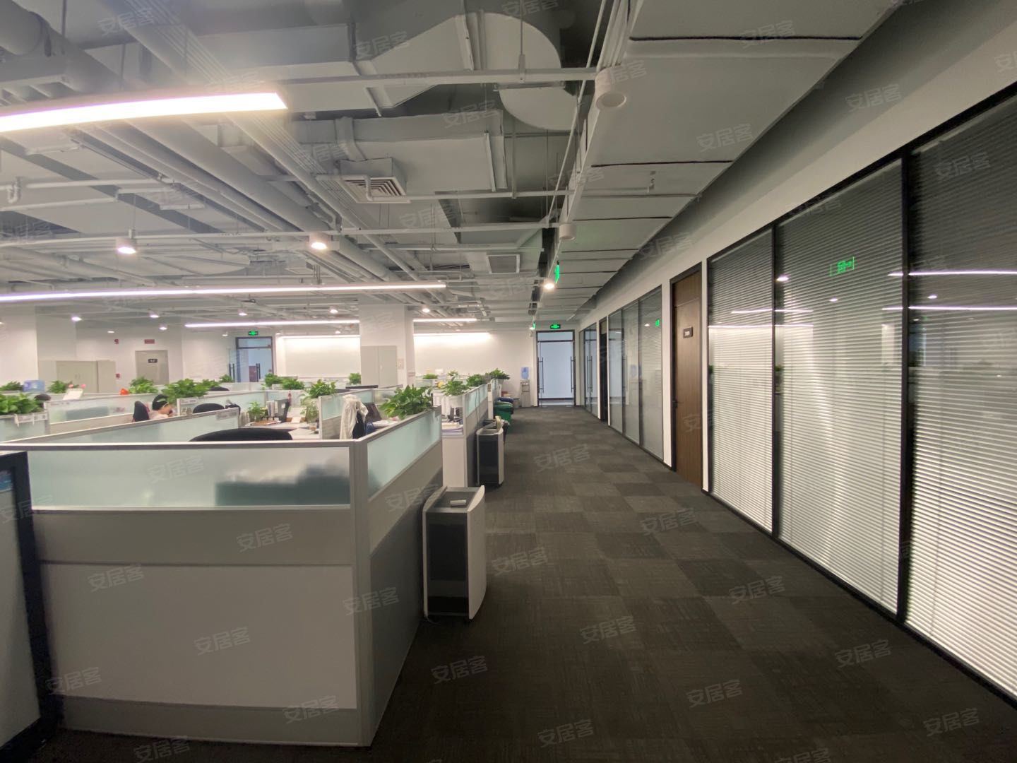 国海广场a座·国海广场·2100㎡办公楼出租,国海广场a座写字楼招租–