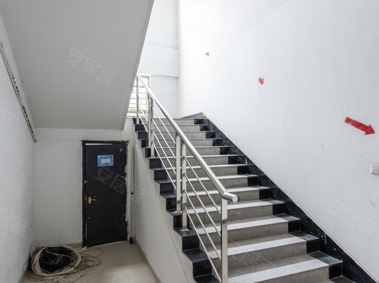 梁杭科创商务园 